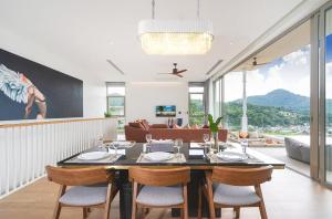 Decorated in a modern and simplistic!