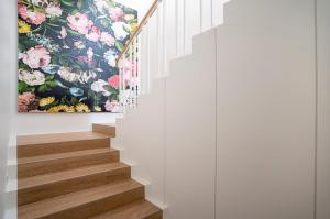 Decorated in a modern and simplistic!