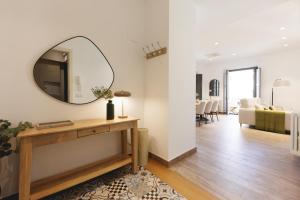 Bravissimo Rambla Llibertat, Monthly Apartment