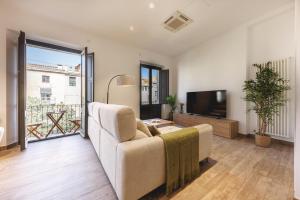 Bravissimo Rambla Llibertat, Monthly Apartment