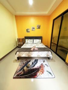 Pepito Hub, Quiet City Retreat