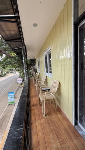 VAM Travel & Stays