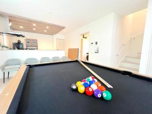 Max 12 people 10min drive from Fukuoka Airport Entire newly built 3LDK house 2 Houses Different Interiors 2 car parks