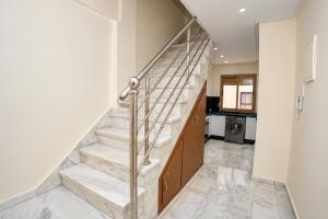 Stylish Modern Duplex with Private Terrace-Maarif