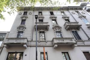 Corso Sempione Apartment