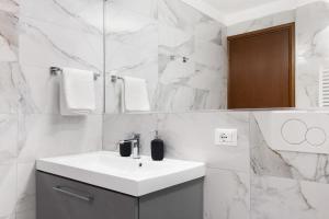 Moscova Elegant Apt 10 Minutes from Duomo