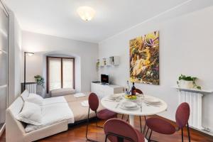 Moscova Elegant Apt 10 Minutes from Duomo