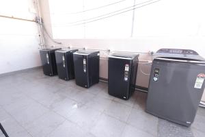 Splendid rooms In Yelahanka near Airport and KIA with Common kitchen 103