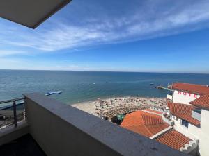 Casa del Mar 7 - First Line Sea view Vollga