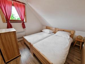 Kukana and Kuku Chalets with Heated Pool, Sauna and Jacuzzi in Tatras