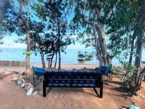Chilling Backpackers
