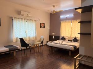 hotel akshay inn