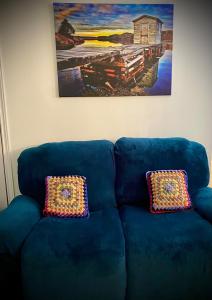 Pushthrough Place 3BR Near St-Pierre Ferry