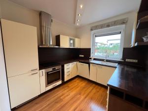 3 BD Santariskiu Townhouse w-Balcony I cohost