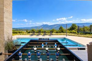 Holiday House Mountain View Retreat