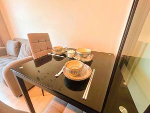 B3 Single Apartment in a Quiet Neighborhood 5 minute walk to Central Festival with free Swimming Pool free Gym and free WiFi free park
