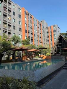 B3 Single Apartment in a Quiet Neighborhood 5 minute walk to Central Festival with free Swimming Pool free Gym and free WiFi free park