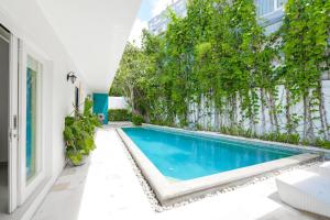 4BR Private Villa in Quiet Berawa near Equestrian