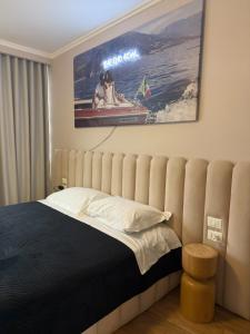 Lake View Urban Apartment
