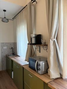 Garden Apartment - Cozy Studio