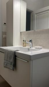 B&B Ernestine Family Home e "La Casa in collina"