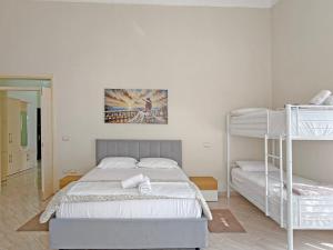 Star Apartment 2- Spacious in the heart of Durres