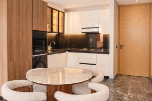 Luxury 2 bedroom Apartment with Pool, Marrakesh