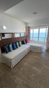Ocean Views • Walk to Beach • Pool • Balcony