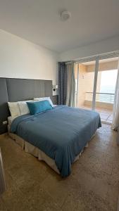 Ocean Views • Walk to Beach • Pool • Balcony
