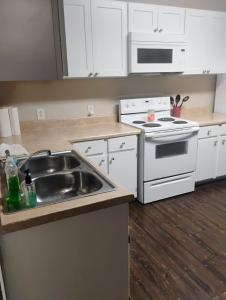 Spacious Centrally Located Studio