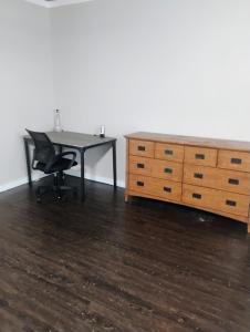 Spacious Centrally Located Studio