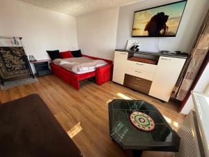 Cozy 9th floor studio with balcony and free parking