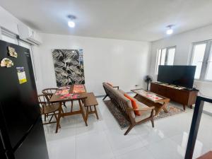 1 BR Cozy House near Evo City Summer Pine Noveleta