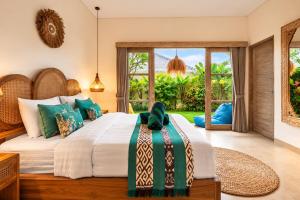 Villa Vanilla Coco - 2BR Tropical Pool Retreat