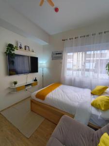 Hotel-Style Condo Stay in Fullerton Suites