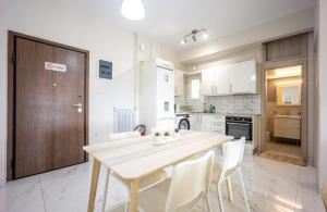 Boutique69 Luxury Apartment Glyfada