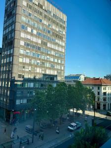 Elegant & Spacious Apartment in the City Centre