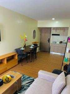 Paseo grove tower1-1423