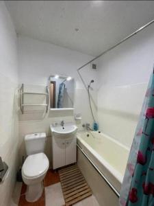 1 room Near City Center