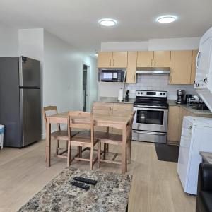 2BR entry suite near YVR, DT, SkyTrain