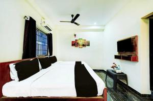 Townhouse R S PURAM Junction Formerly Venition Inn