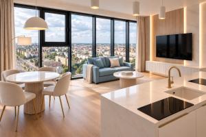 Hanza Tower CITY 22 SPA & POOL & JACUSSI & SAUNA