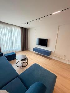 Nene Tereza Airport Apartment 4th - Oljan