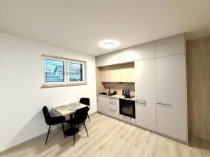 Brand new Studio with terrace and free parking