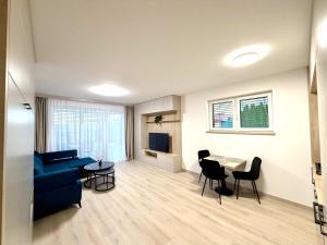 Brand new Studio with terrace and free parking