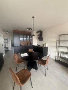 Lumina I Spacious 2-room Apart with Parking I Terrace