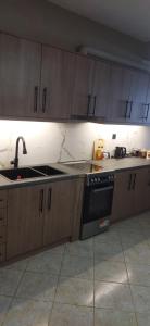 Olive and Thea apartment