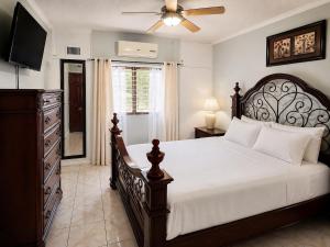 Modern 2BR Retreat in New Kingston