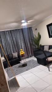 Modern 2BR Retreat in New Kingston