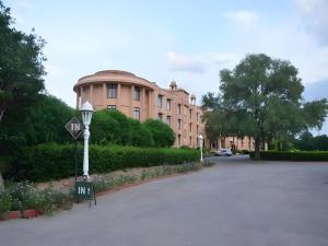 Hotel Gold Palace & Resort